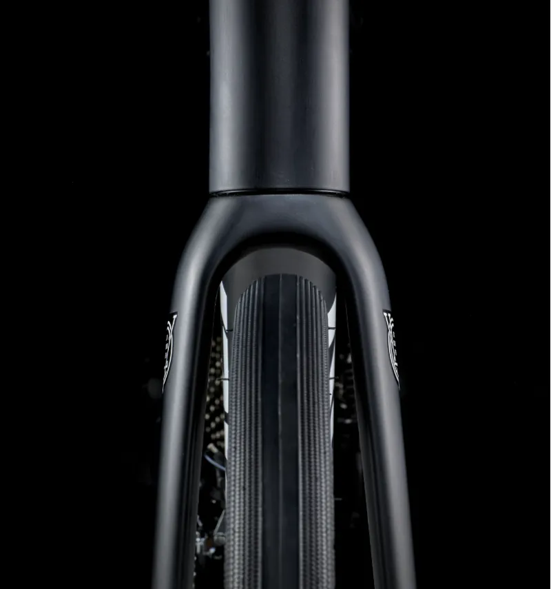 Trek Domane AL 5 Gen 4 Road Bike 2026 in Trek Black-10